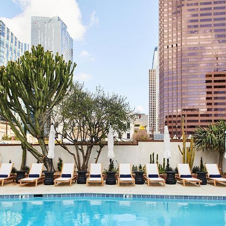 Hotel Figueroa, Unbound Collection By Hyatt Los Angeles Esterno foto The pool at the Standard, Downtown LA