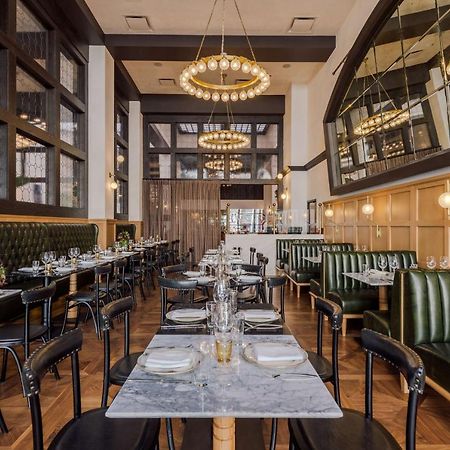Hotel Figueroa, Unbound Collection By Hyatt Los Angeles Esterno foto Interior of the restaurant