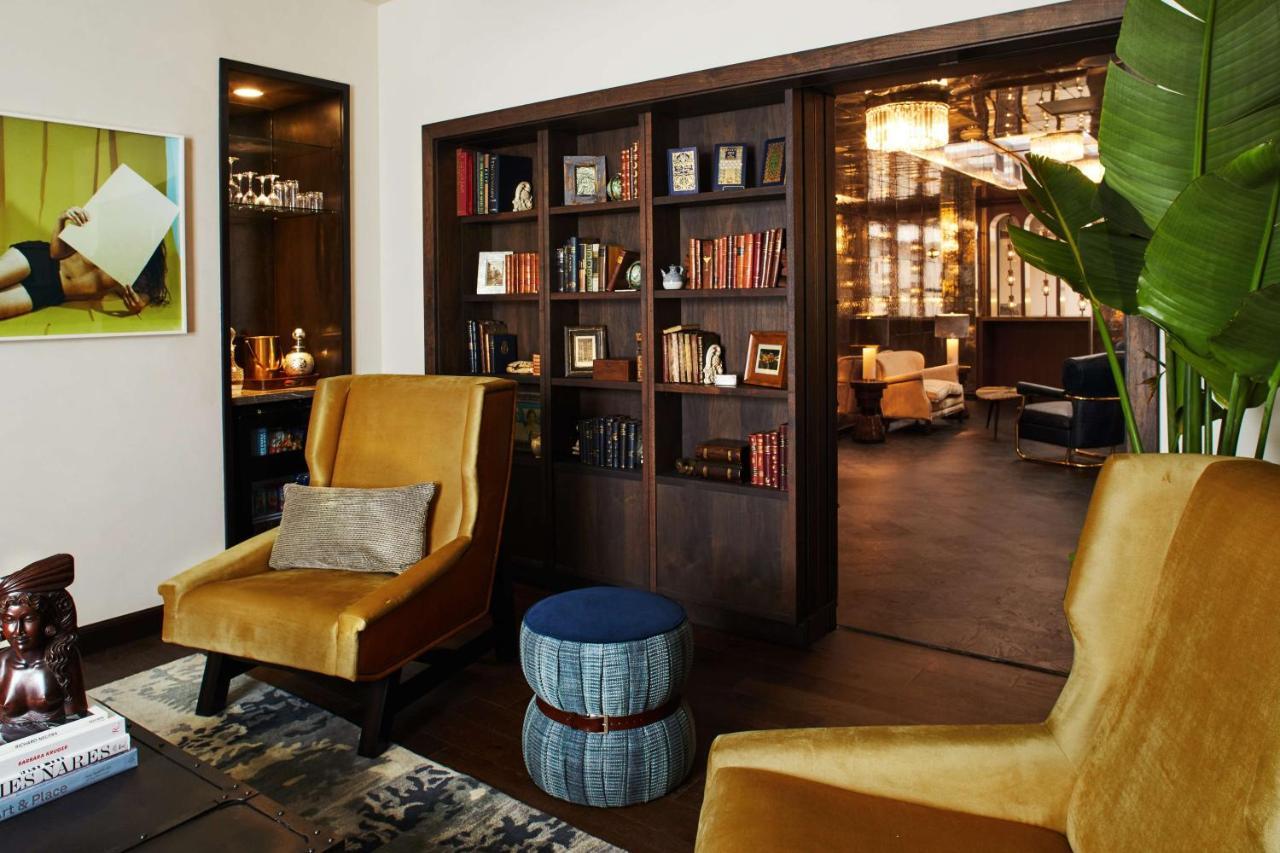 Hotel Figueroa, Unbound Collection By Hyatt Los Angeles Esterno foto The Library at The Ivy Collection